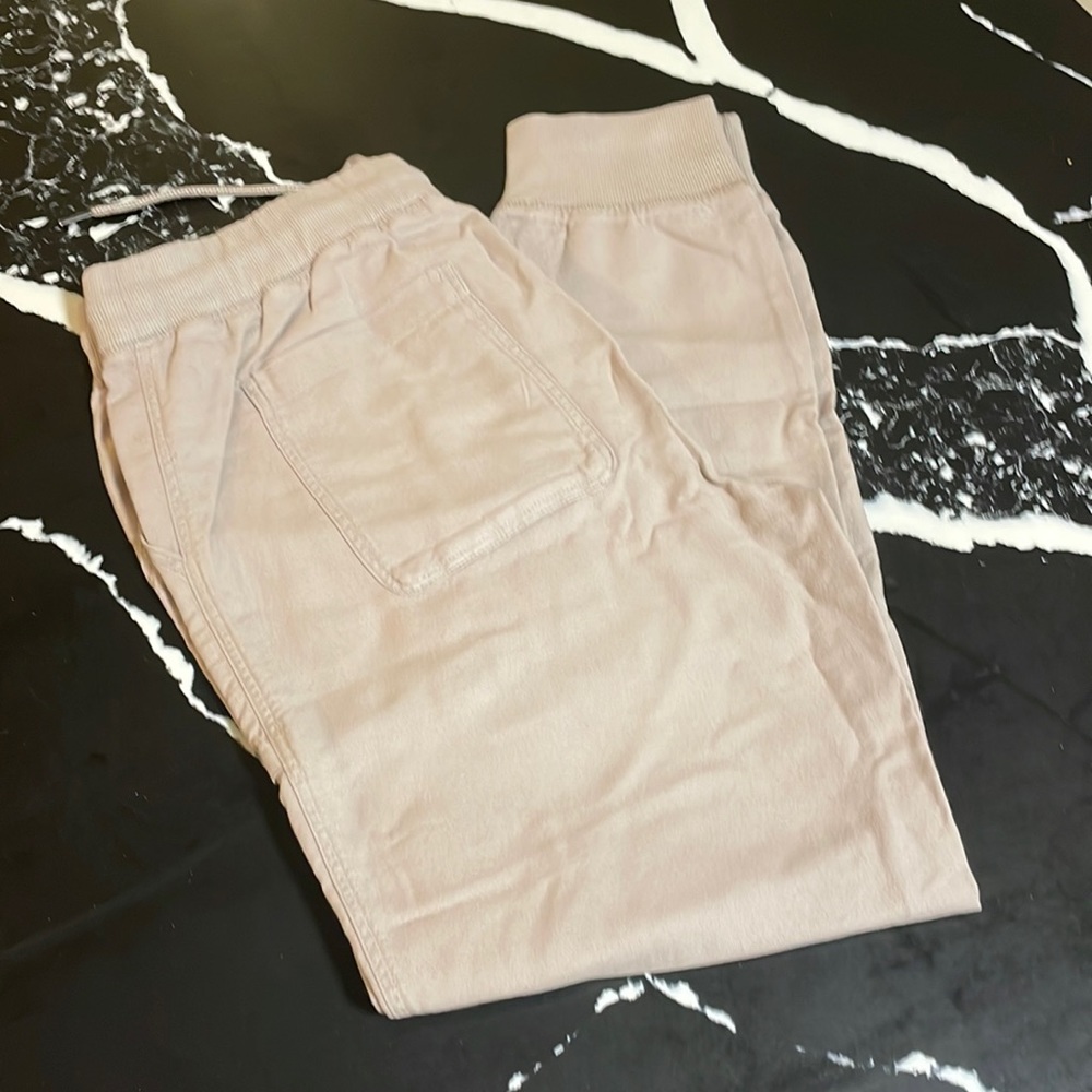 Community like colored jogger pant size 4